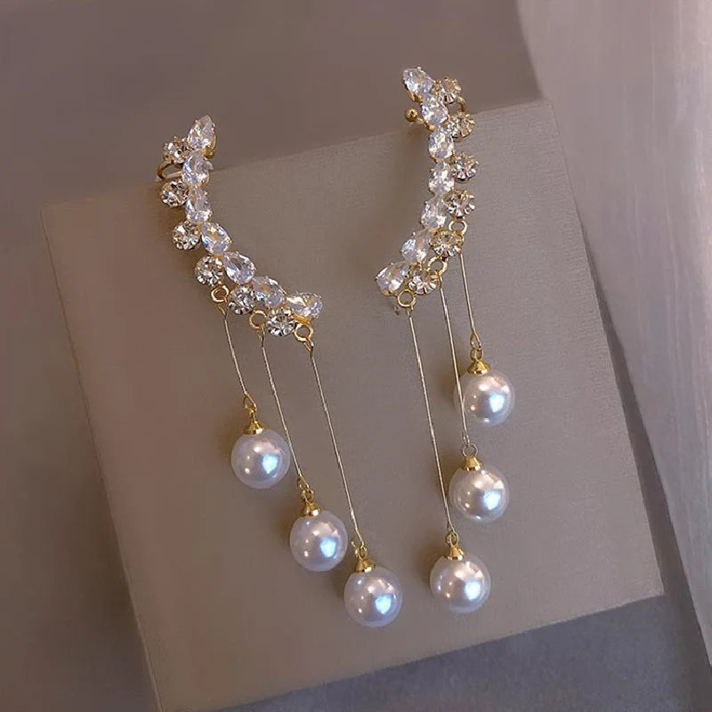 2023 New Classic Elegant Imitation Double Pearl Dangle Earrings For Women Crystal Long