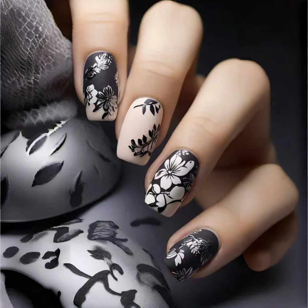 24pcs/set Medium long fake nails for women Spring summer flowers butterfly bee design faux ongles tips