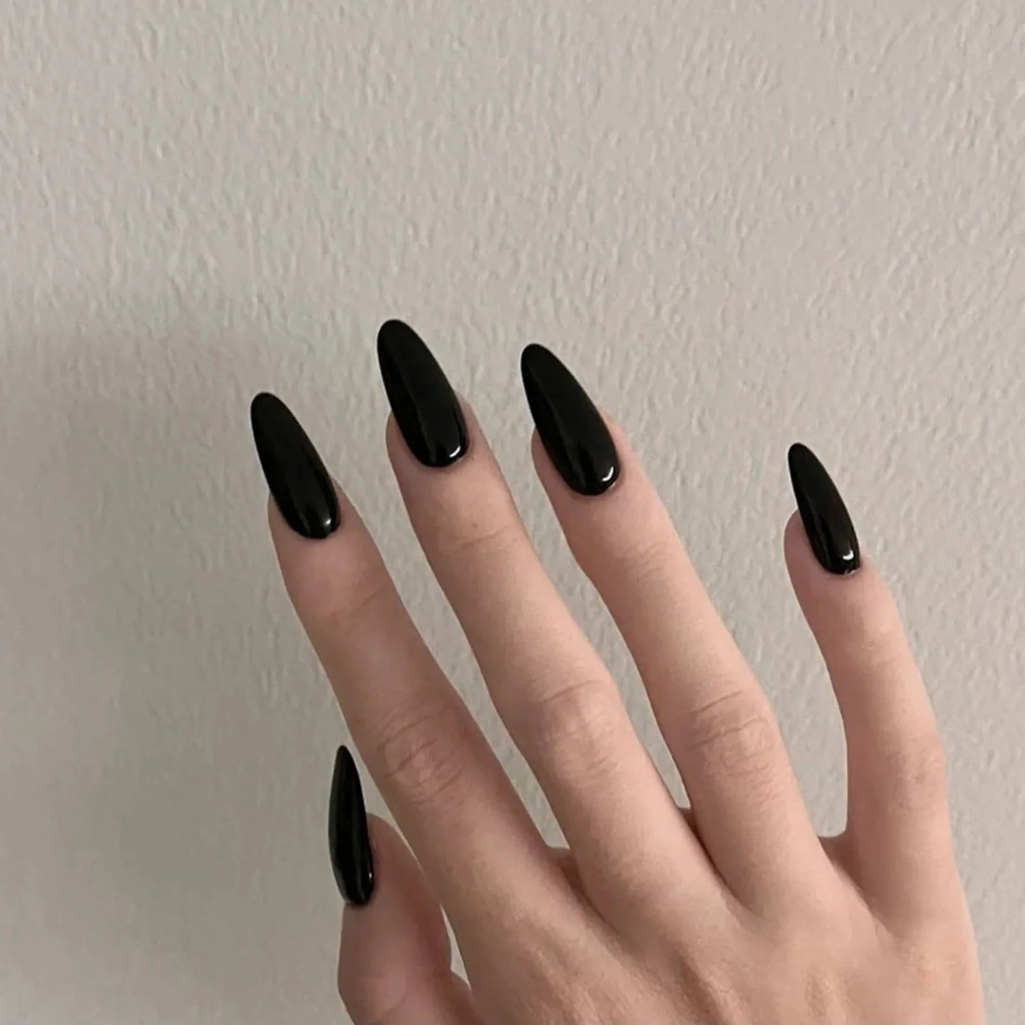24pcs Glossy Black False Nails Nude Color Short Almond European Wearable nails