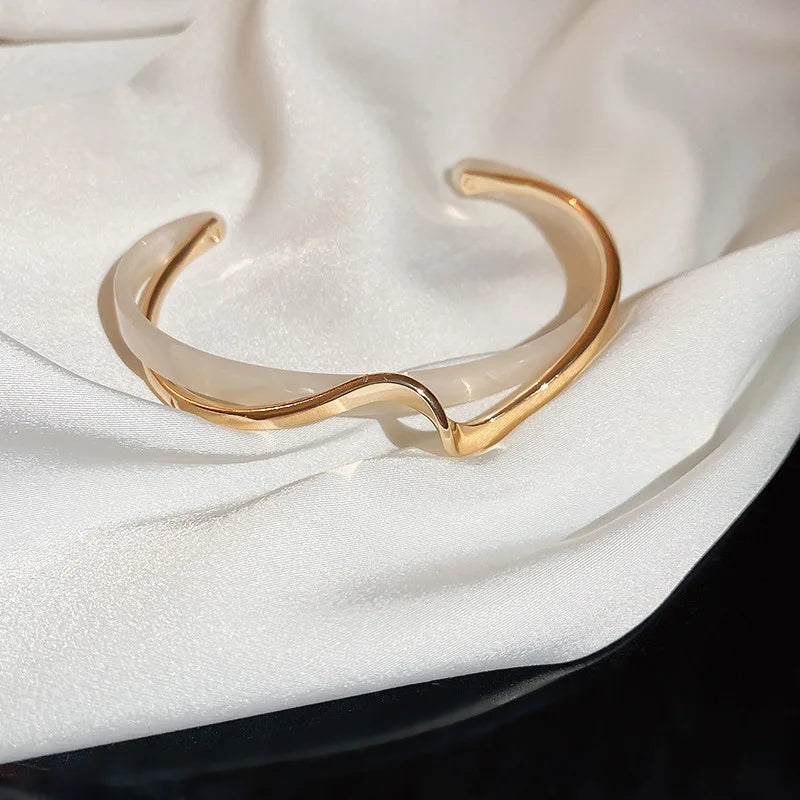 White Acrylic Bracelets Board Bend Metal Bangles Womens Hand Bracelets Geometric C- shaped