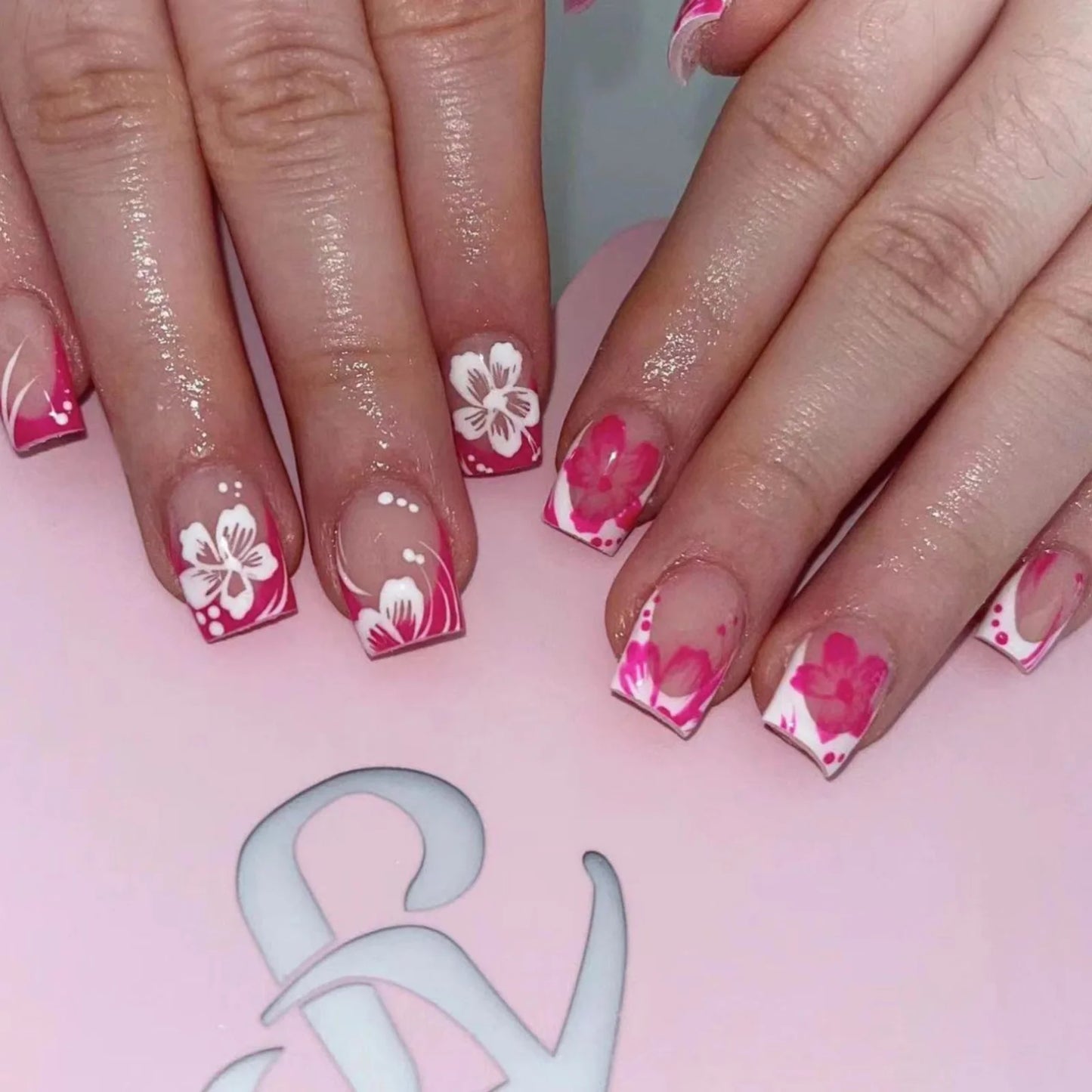 24Pcs Short Almond Press-On Nails Pink Floral French Tip Glossy&Elegant Full Cover Fake Nails